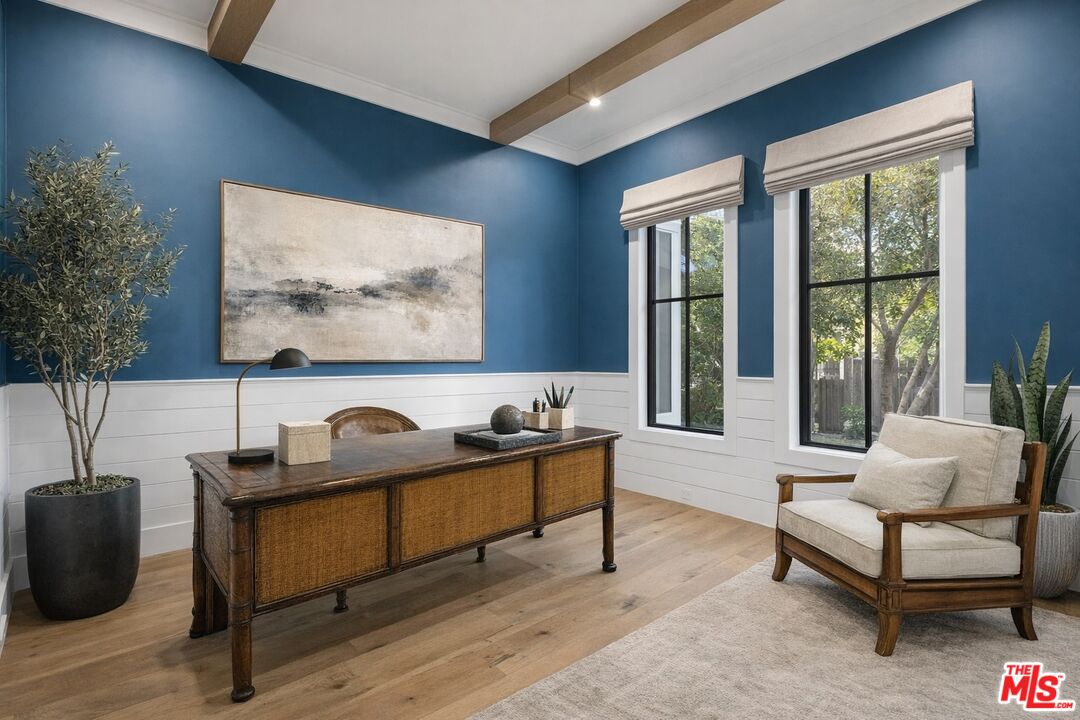 833 N Sierra Bonita Ave