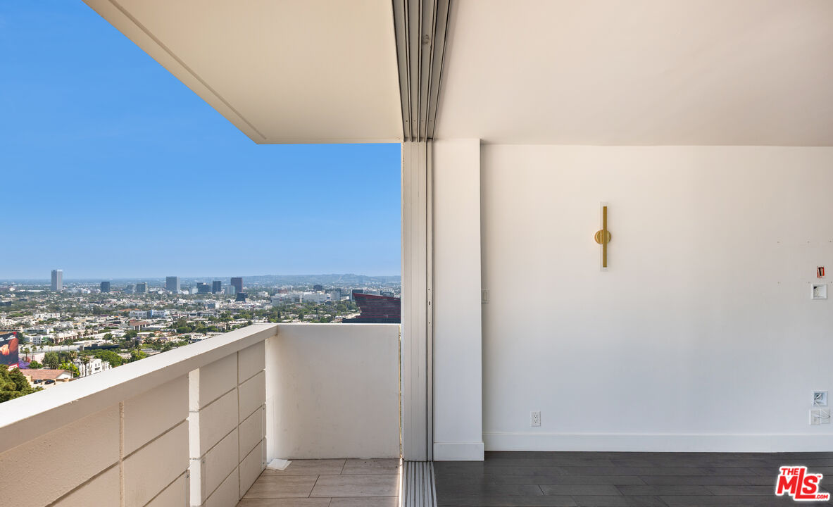 8787 Shoreham Dr Unit: 604