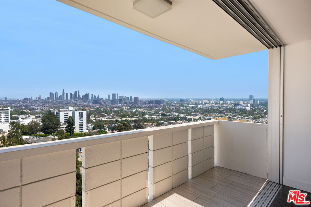 8787 Shoreham Dr Unit: 604