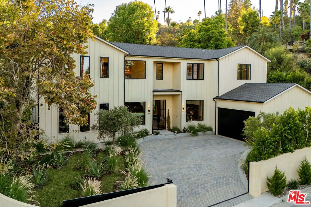 18100 Karen Dr