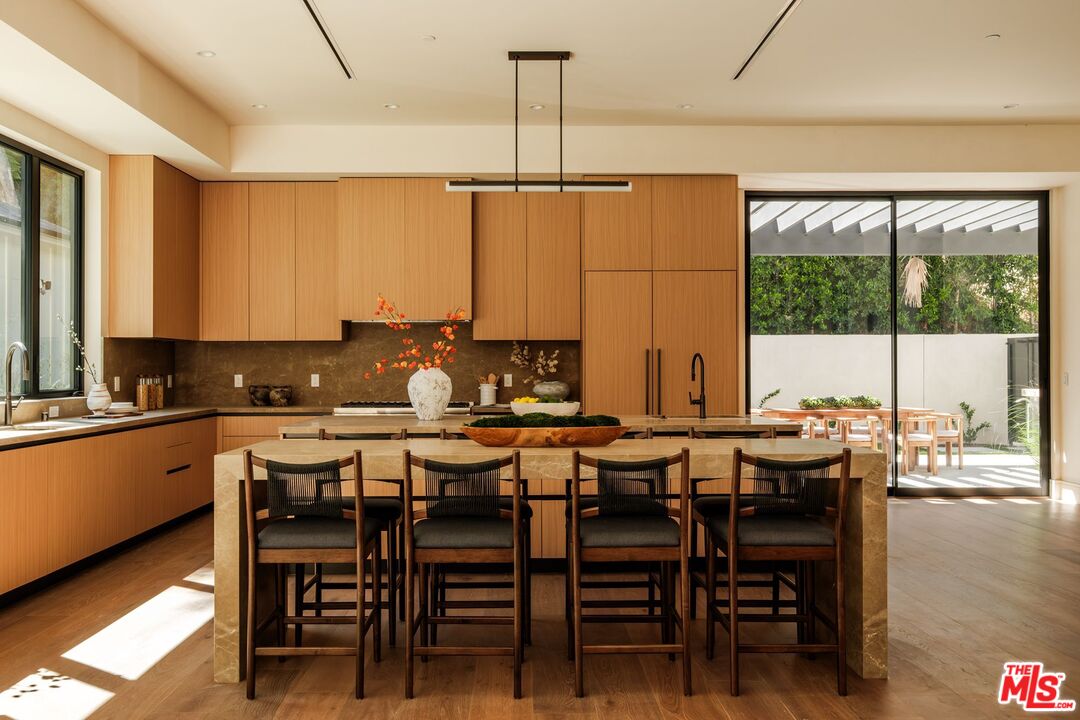 18100 Karen Dr