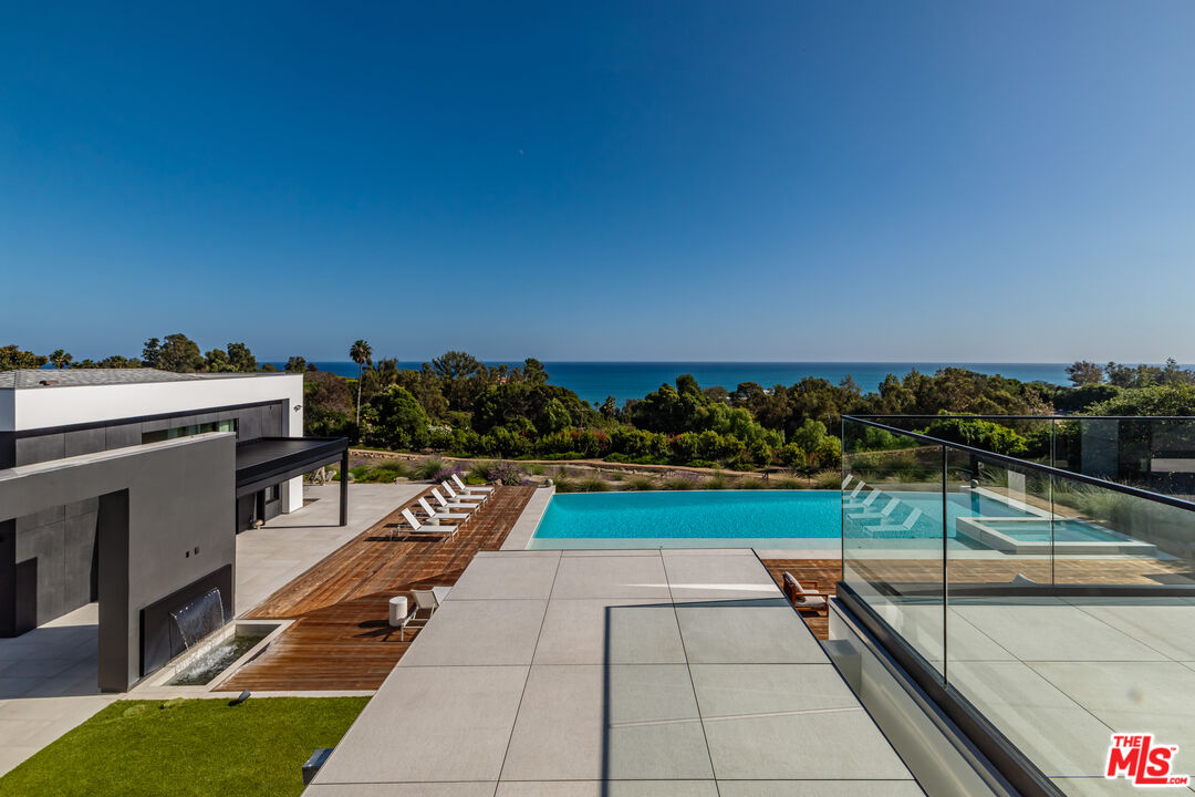 27715 Pacific Coast Hwy