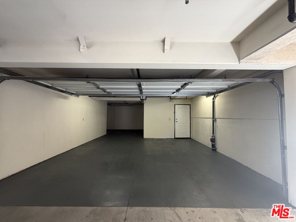 15024 Magnolia Blvd Unit: 101