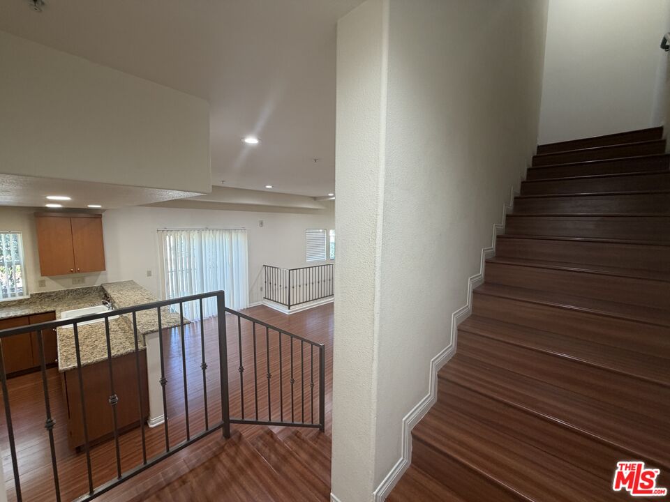 15024 Magnolia Blvd Unit: 101