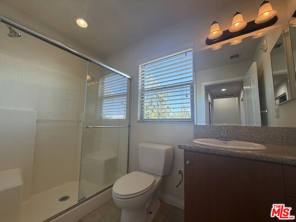 15024 Magnolia Blvd Unit: 101