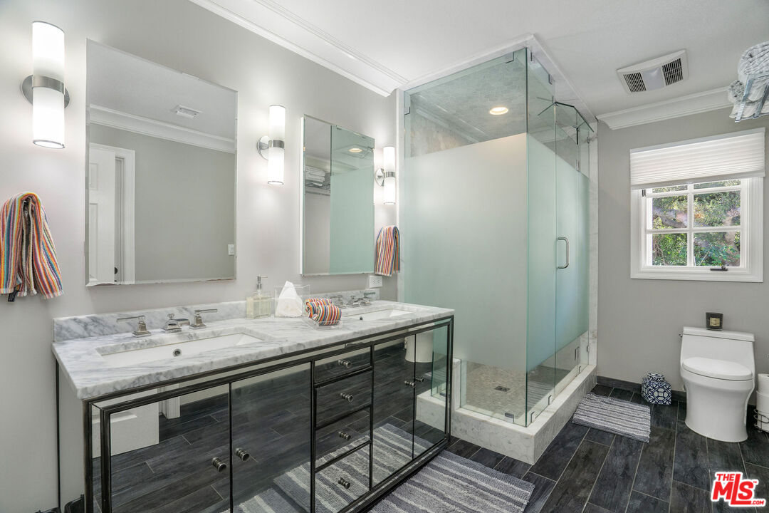 5420 Indian Trail Ct