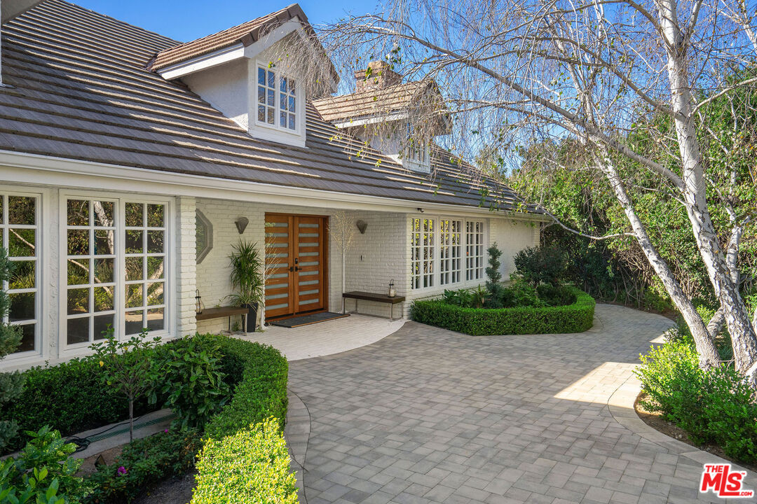 5420 Indian Trail Ct