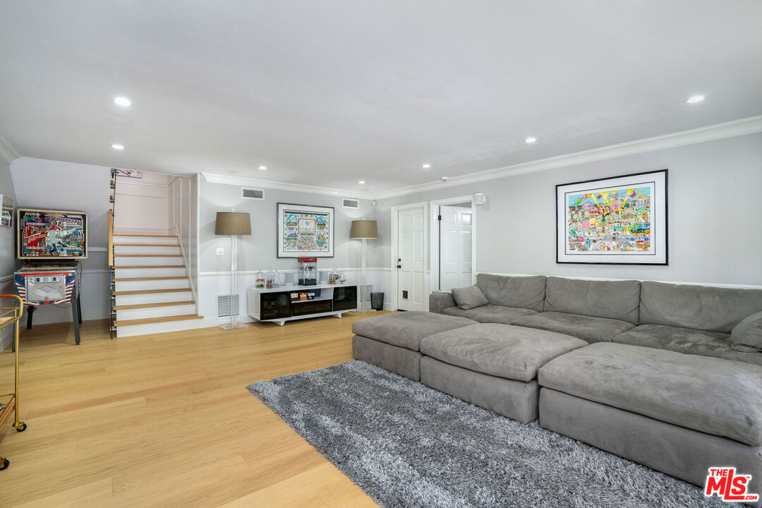 5420 Indian Trail Ct