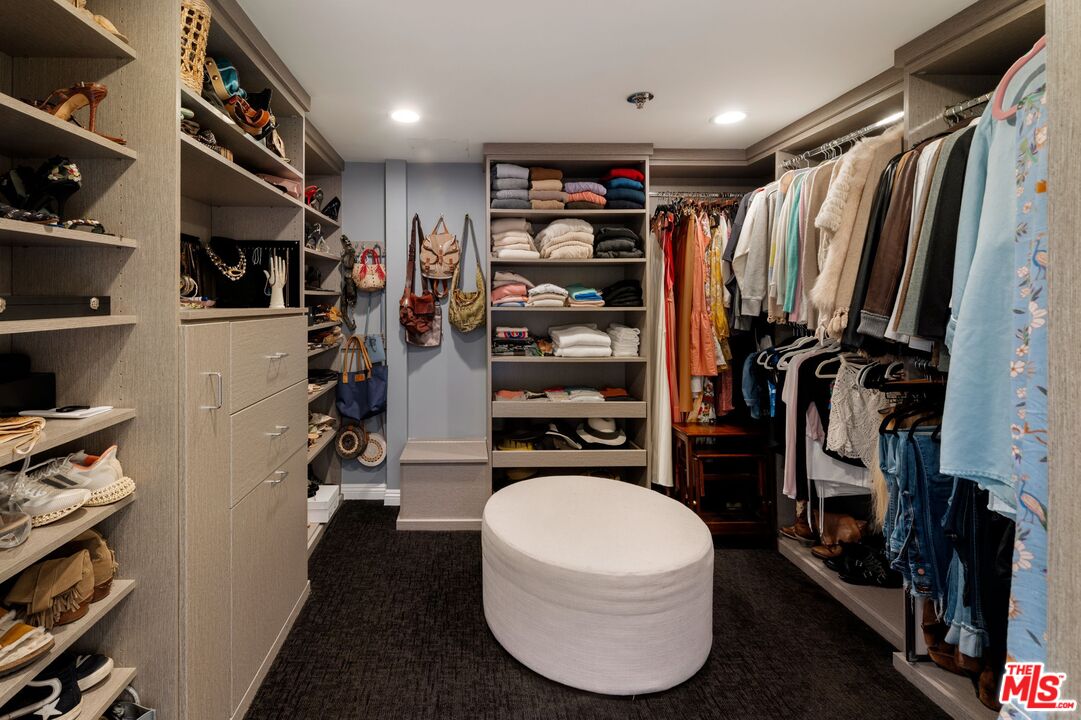 9249 Burton Way Unit: 501