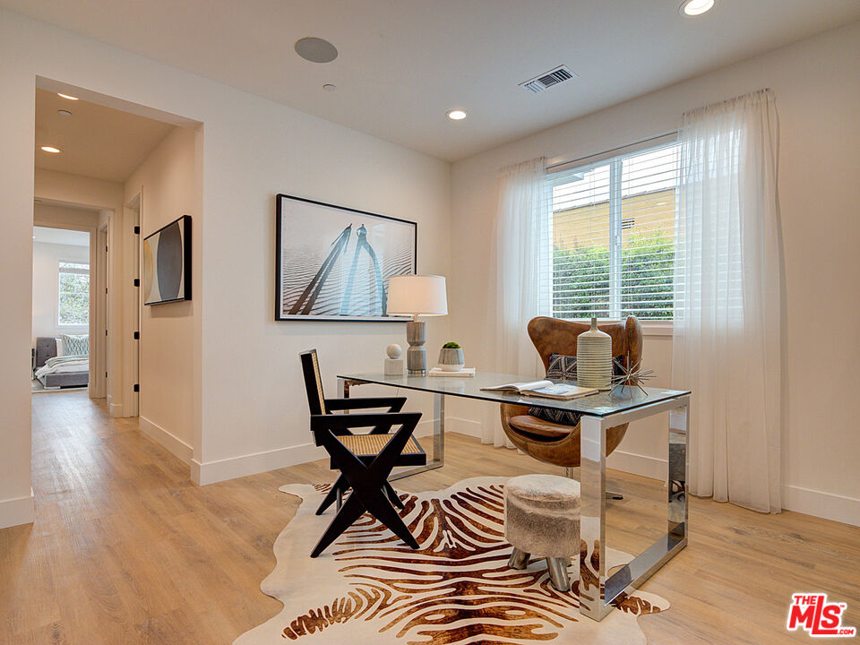 1419 S Sierra Bonita Ave