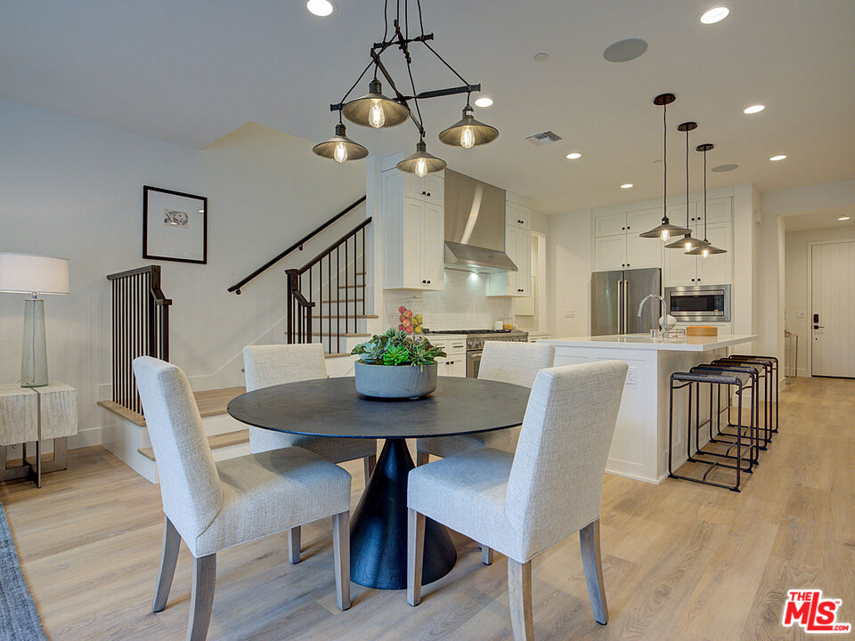 1419 S Sierra Bonita Ave