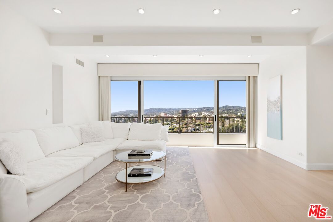 10501 Wilshire Blvd Unit: 2201