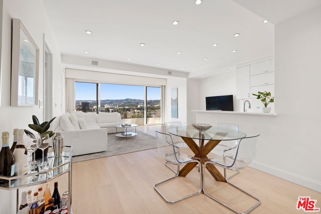 10501 Wilshire Blvd Unit: 2201