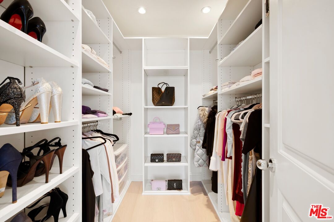 10501 Wilshire Blvd Unit: 2201