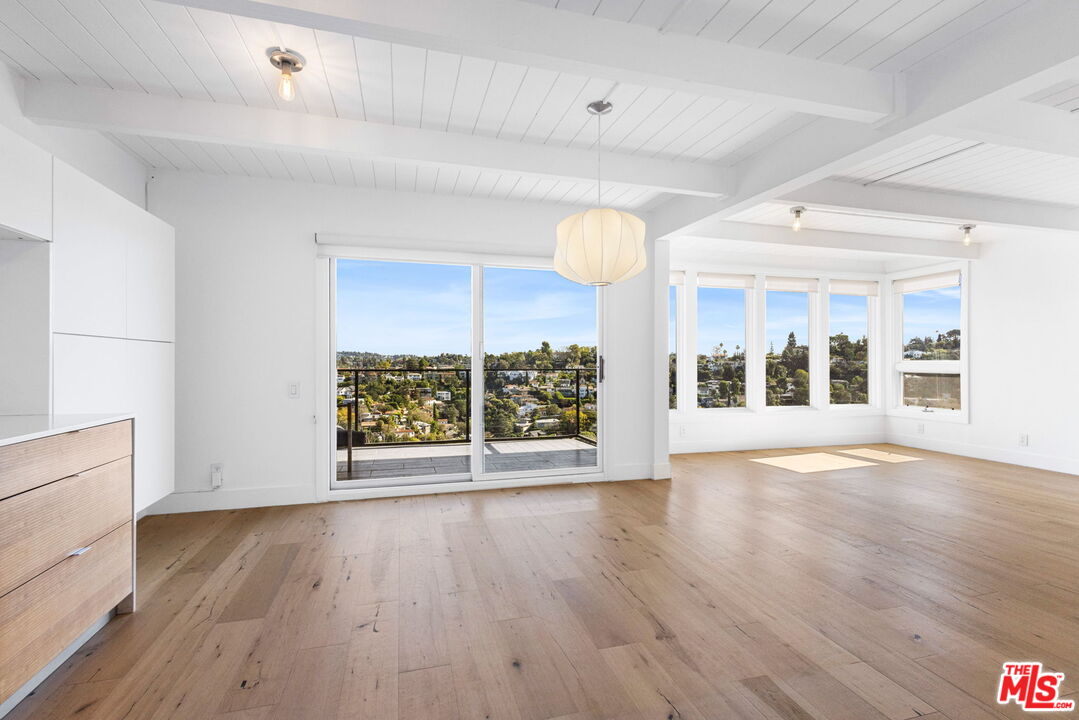 2226 Ronda Vista Dr