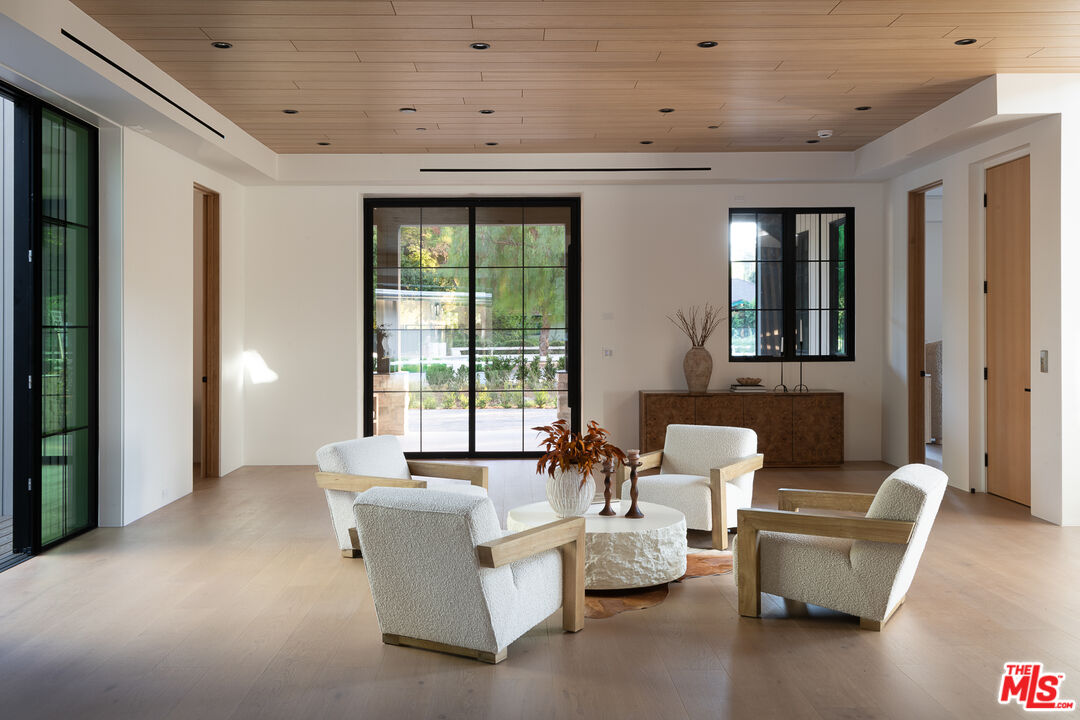 23615 Long Valley Rd