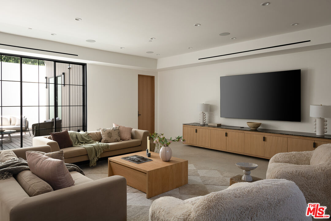 23615 Long Valley Rd