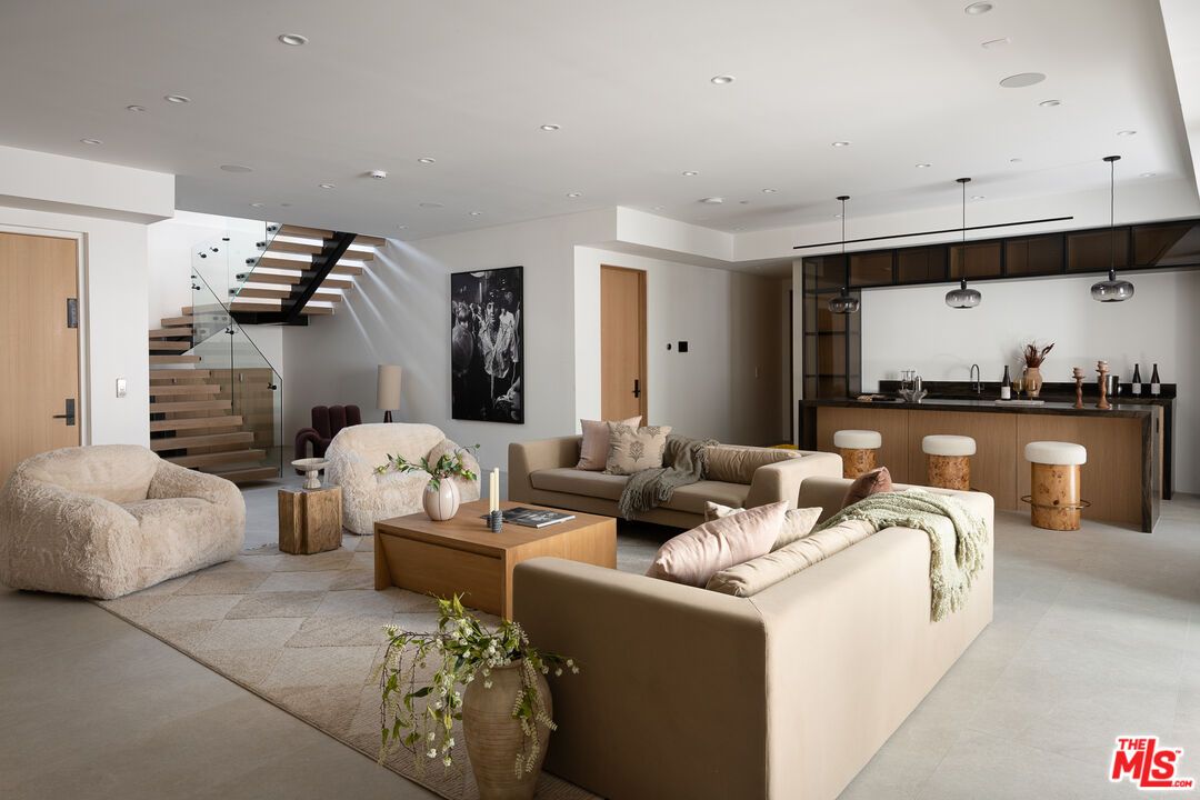 23615 Long Valley Rd