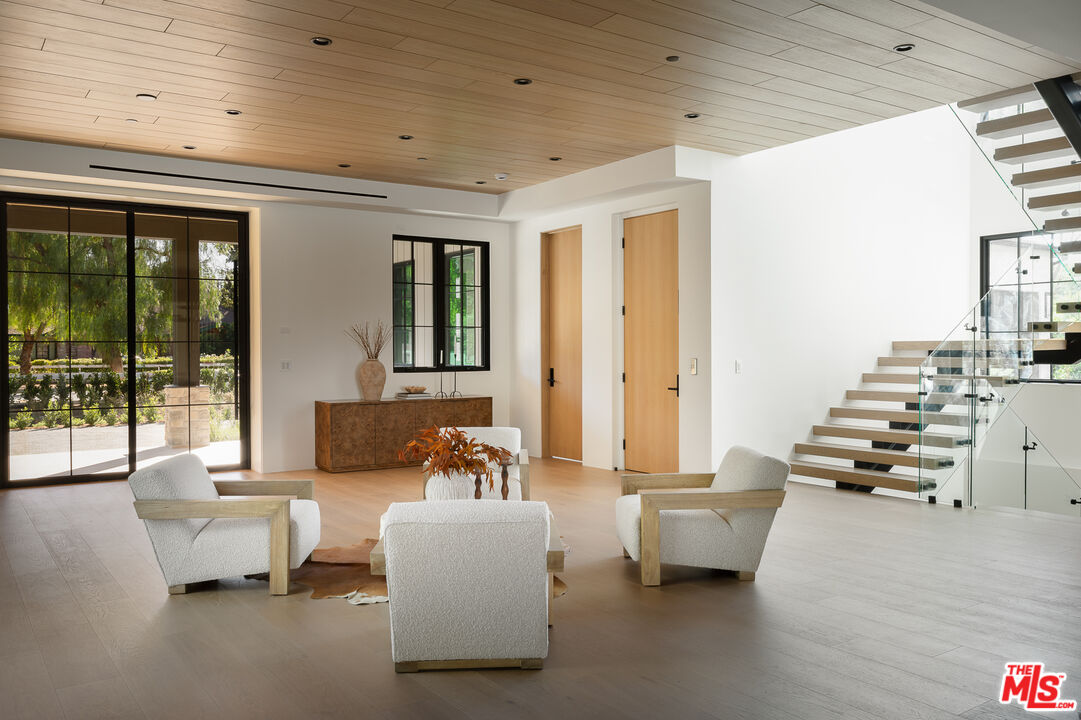 23615 Long Valley Rd