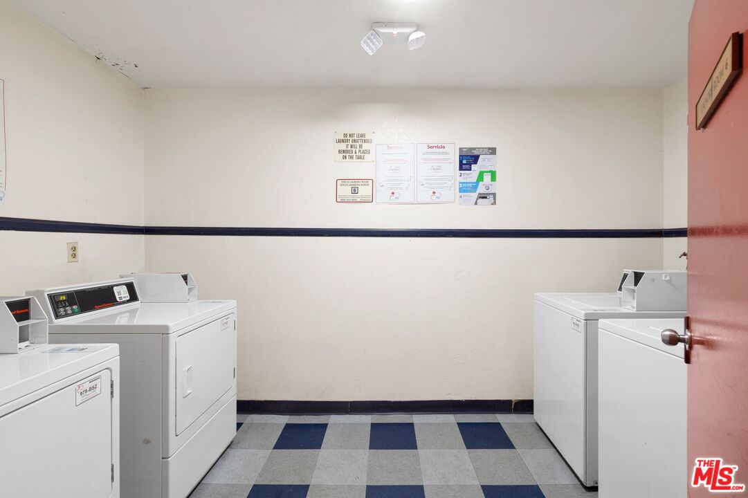 18530 Hatteras St Unit: 115