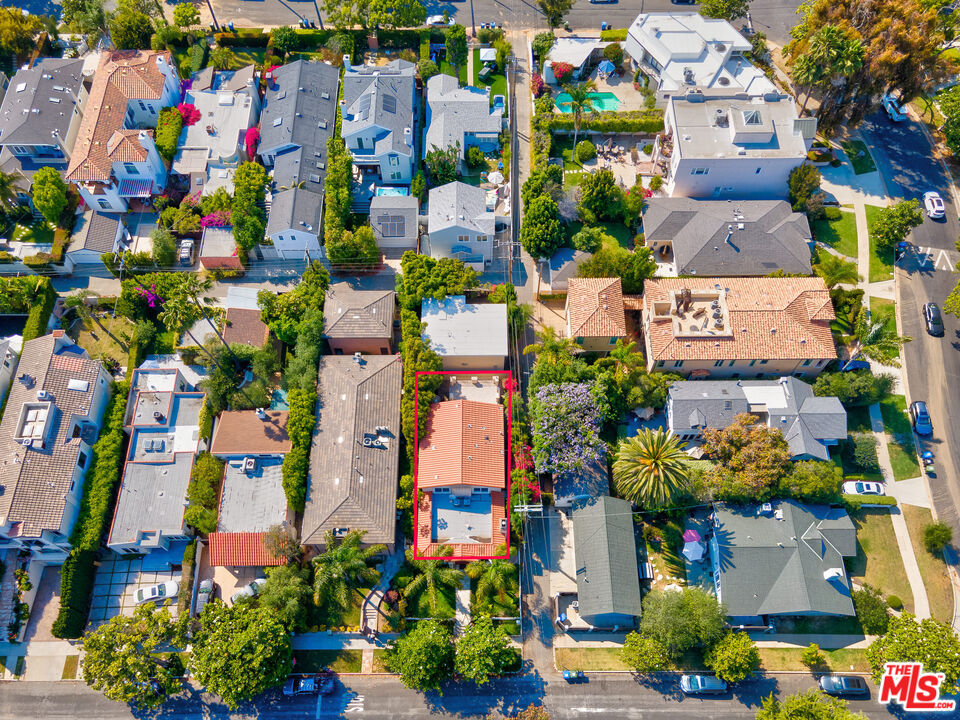 12219 Darlington Ave