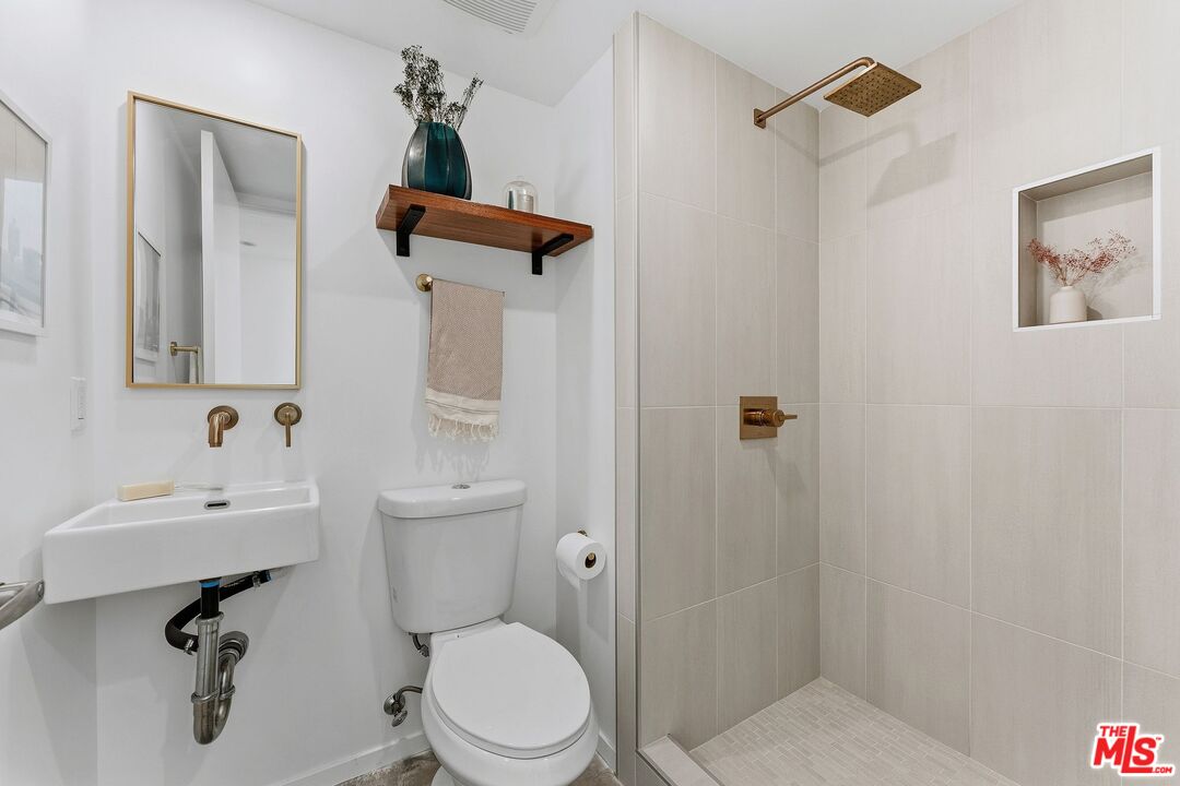 1244 14th St Unit: Unit D