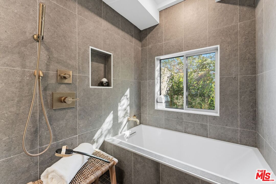 1244 14th St Unit: Unit D