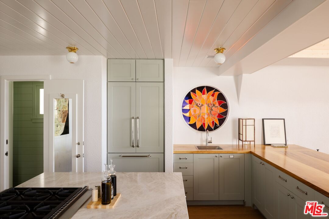 23708 Malibu Colony Rd