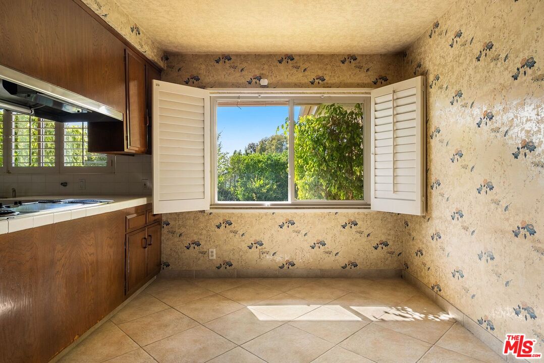 9115 Leander Pl