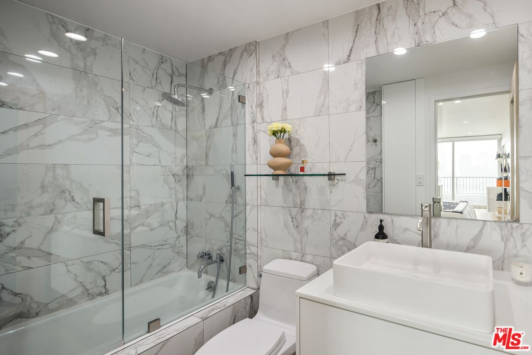 10501 Wilshire Blvd Unit: 2209