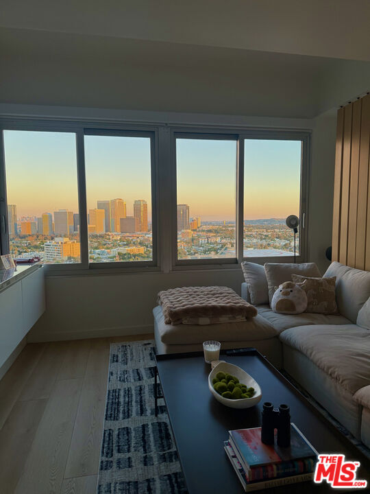 10501 Wilshire Blvd Unit: 2209