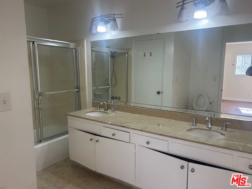 1440 Reeves St Unit: 108