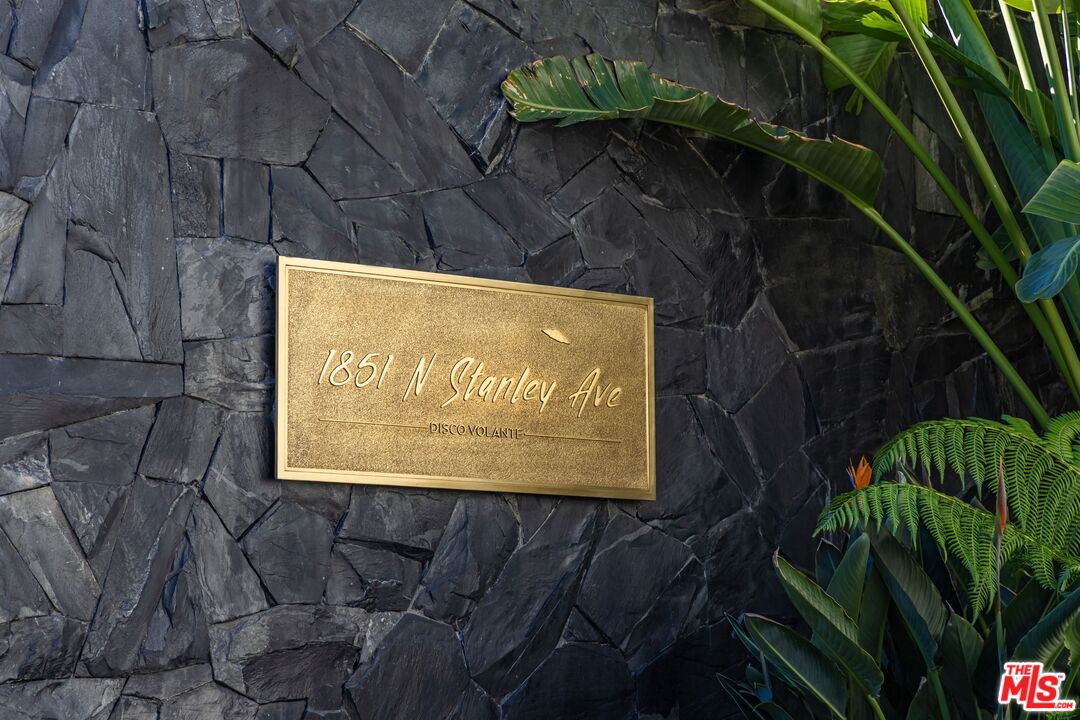 1851 N Stanley Ave