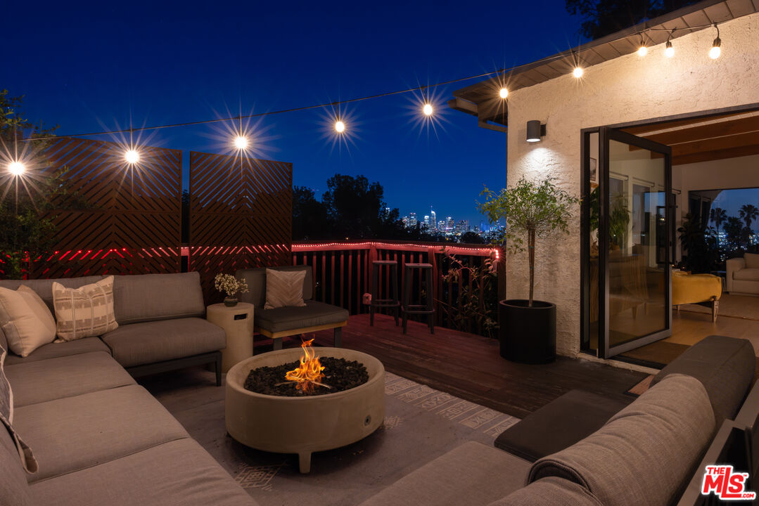 1818 Micheltorena St