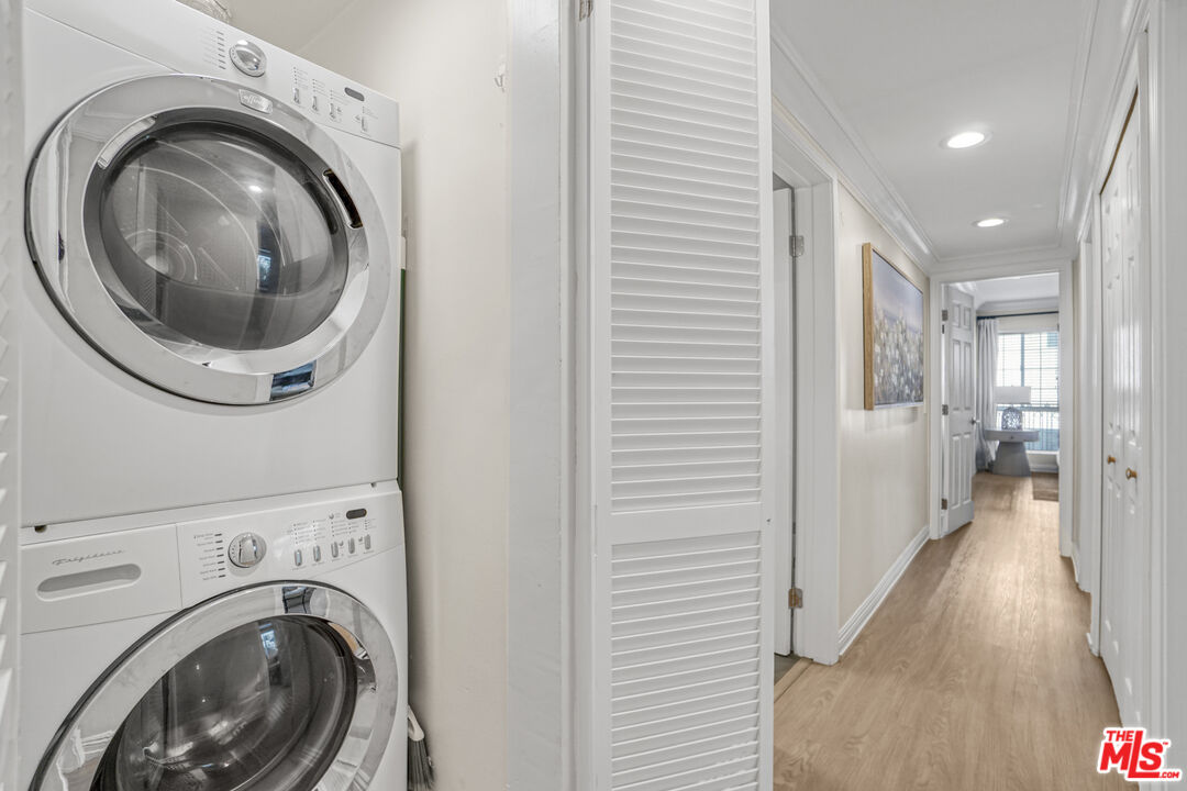 837 Lincoln Blvd Unit: 3