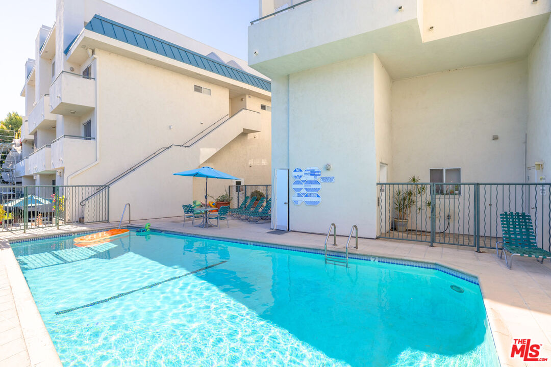 13030 Valleyheart Dr Unit: 122