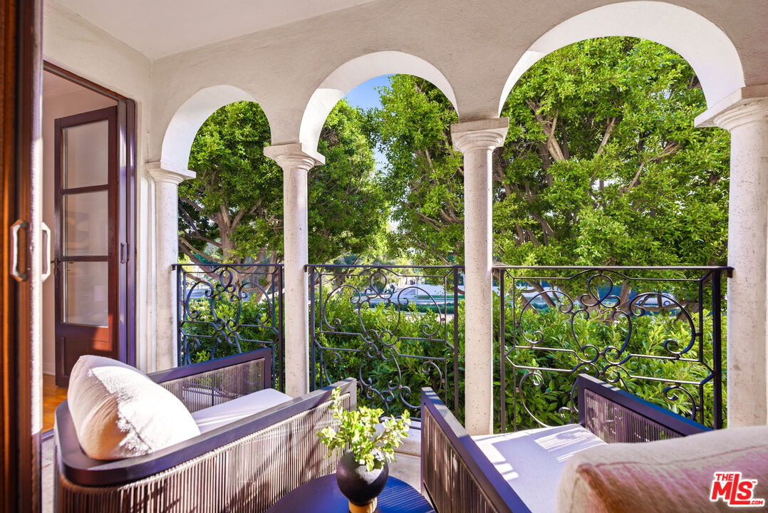 9249 Burton Way Unit: 301