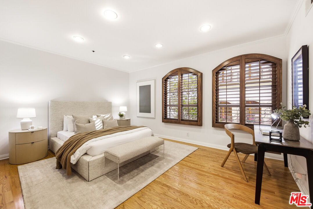 9249 Burton Way Unit: 301