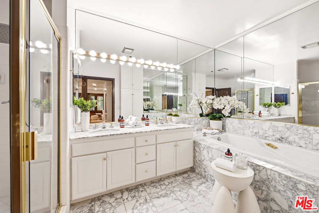 9249 Burton Way Unit: 301