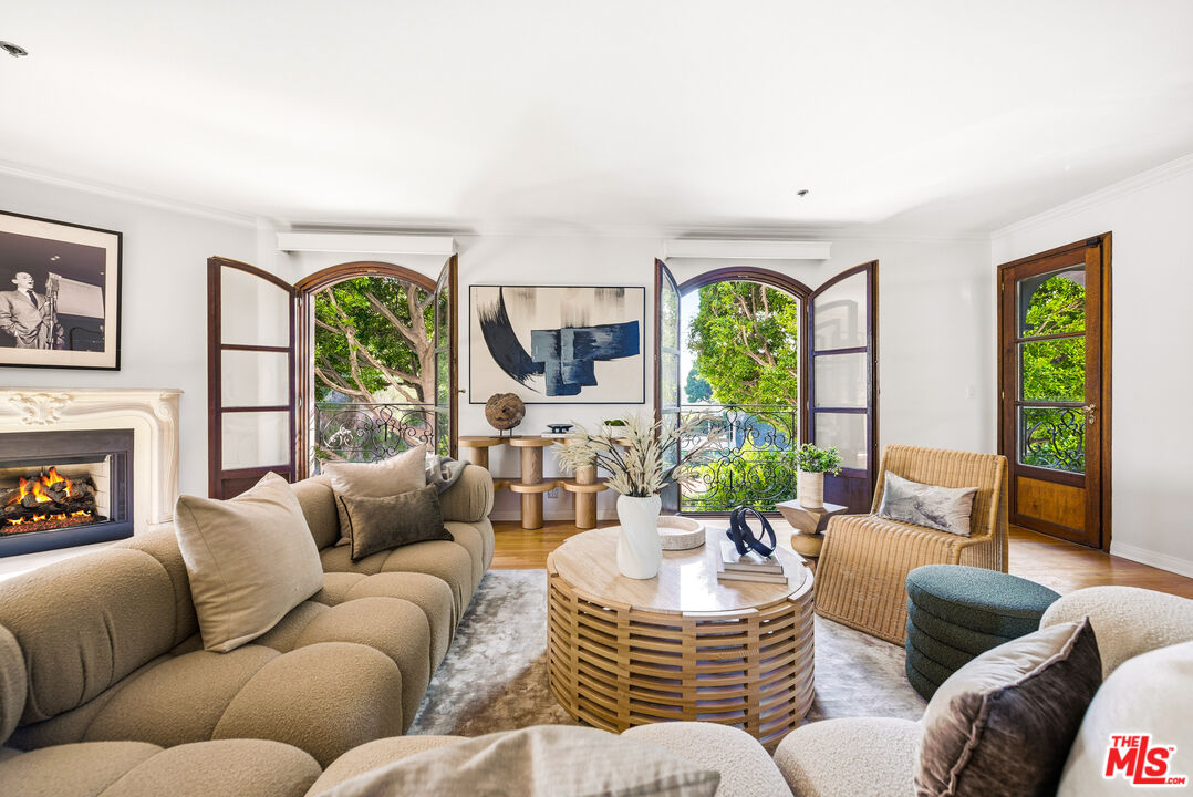 9249 Burton Way Unit: 301