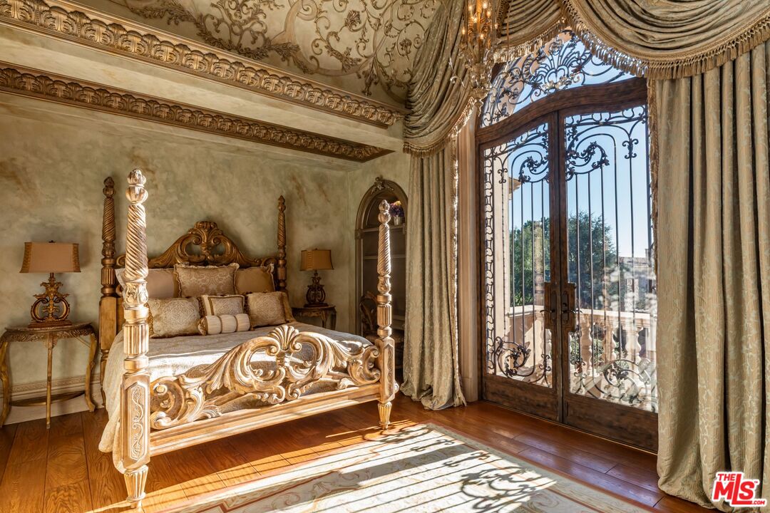 25305 Prado De La Felicidad