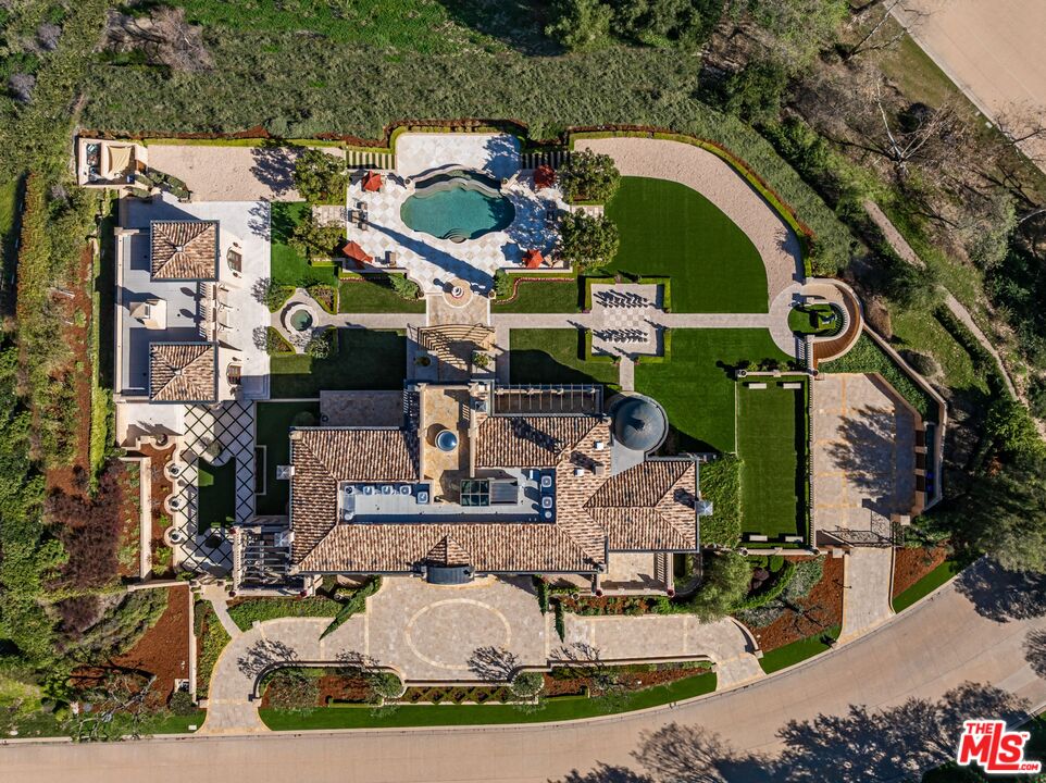 25305 Prado De La Felicidad