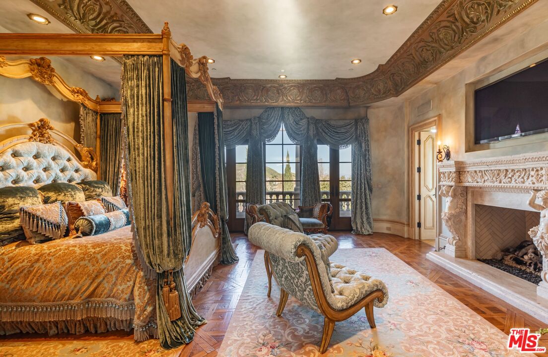 25305 Prado De La Felicidad