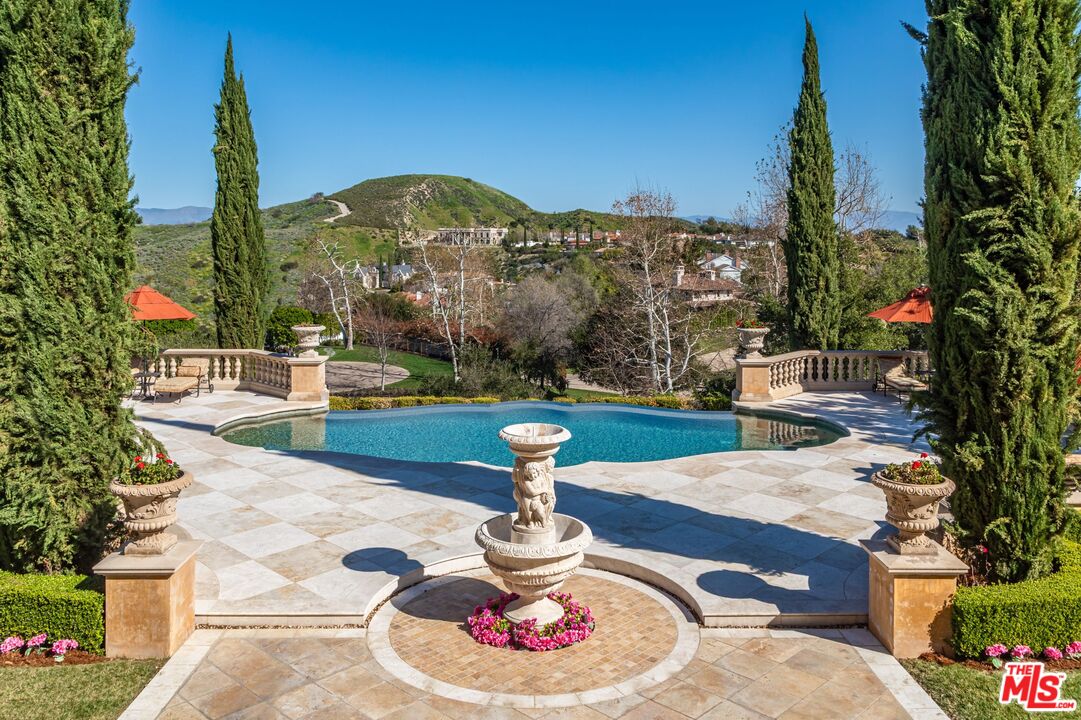 25305 Prado De La Felicidad