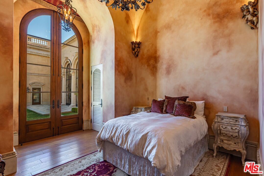 25305 Prado De La Felicidad