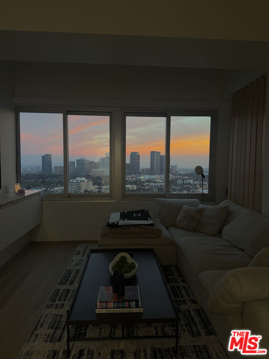10501 Wilshire Blvd Unit: 2209