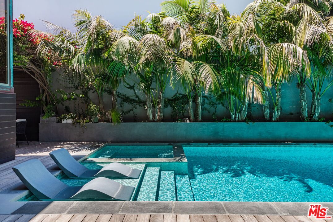 27228 Escondido Beach Rd