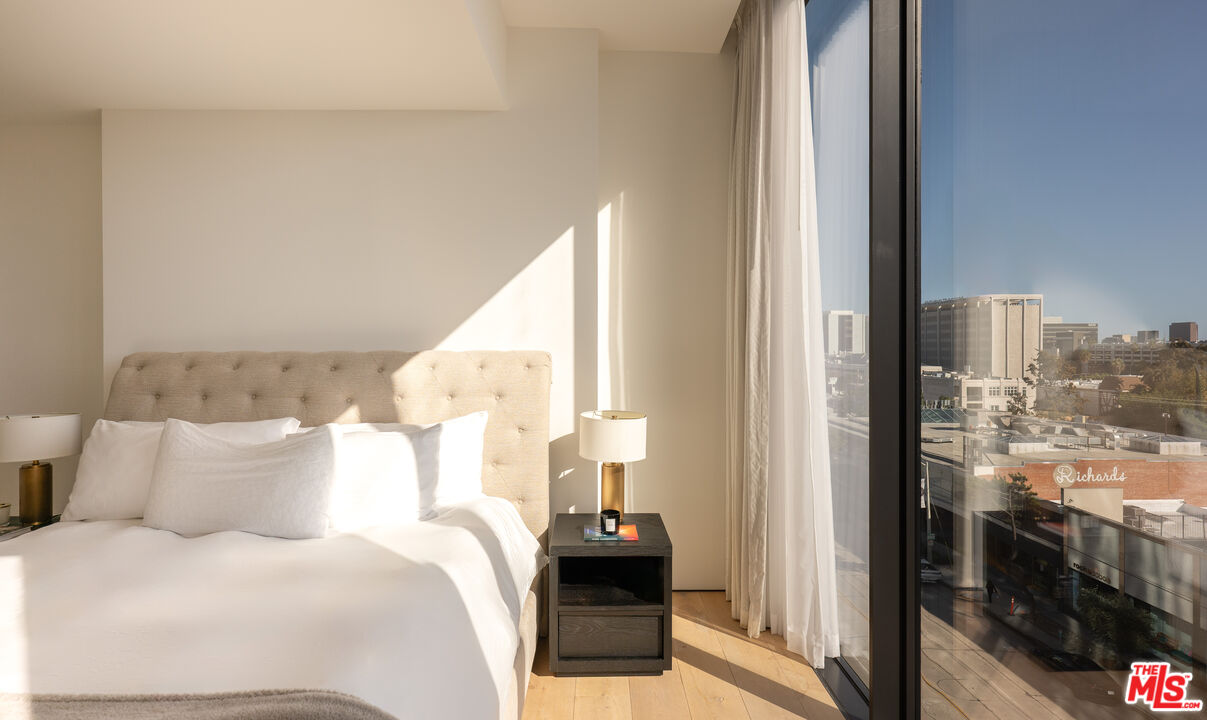 8899 Beverly Blvd Unit: 6G