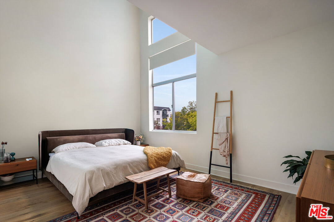 108 S Croft Ave Unit: 103