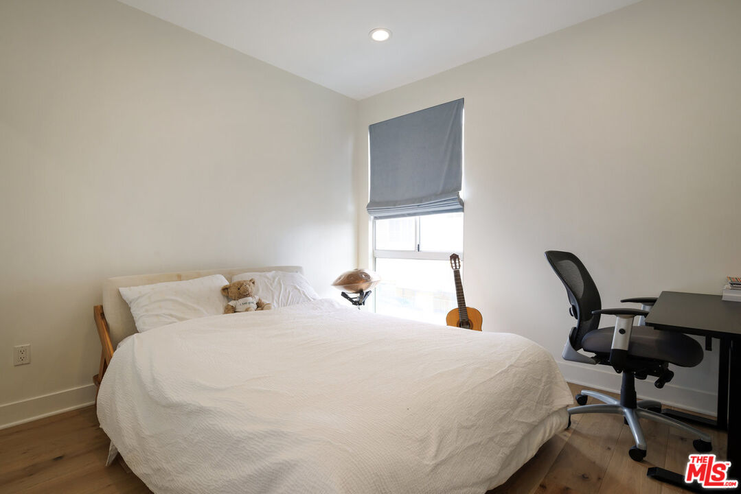 108 S Croft Ave Unit: 103